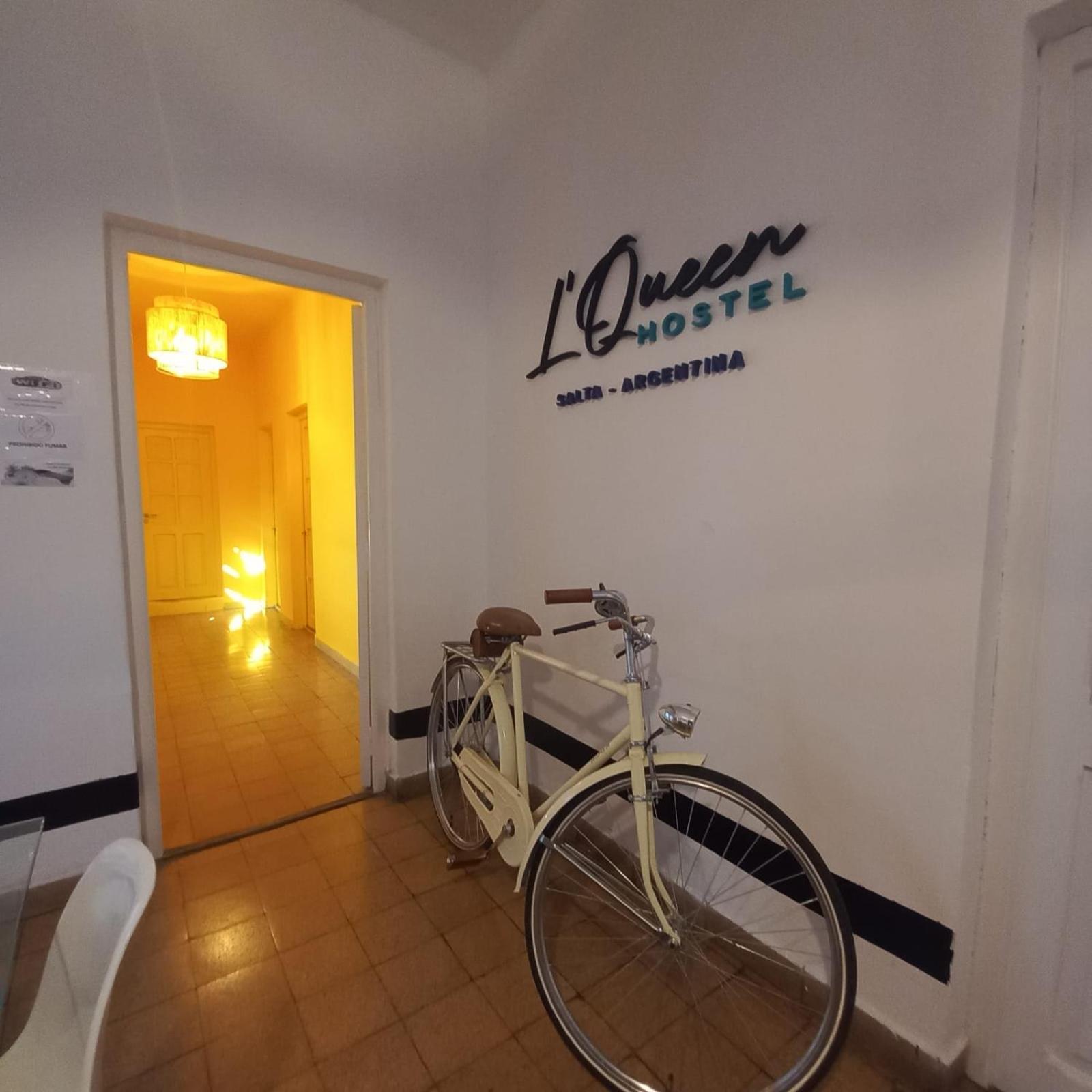 Hostel Lqueen 1 ซัลตา ภายนอก รูปภาพ